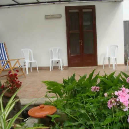 Vakantiehuis Casa Vacanze Garibaldi Felline